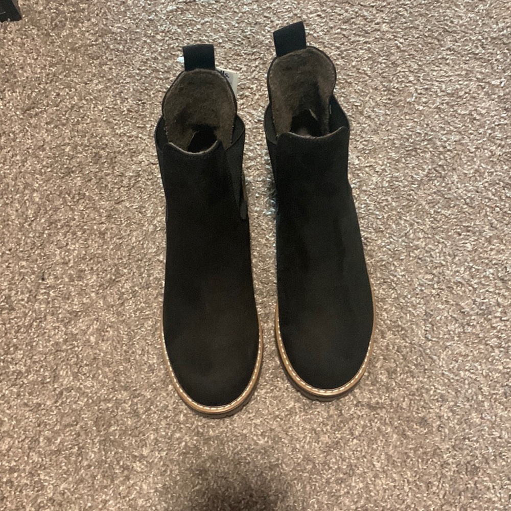 Kensie Black booties
